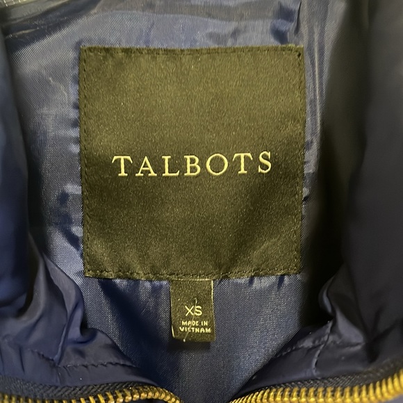 Talbots women’s navy blue puffer vest - Picture 5 of 10